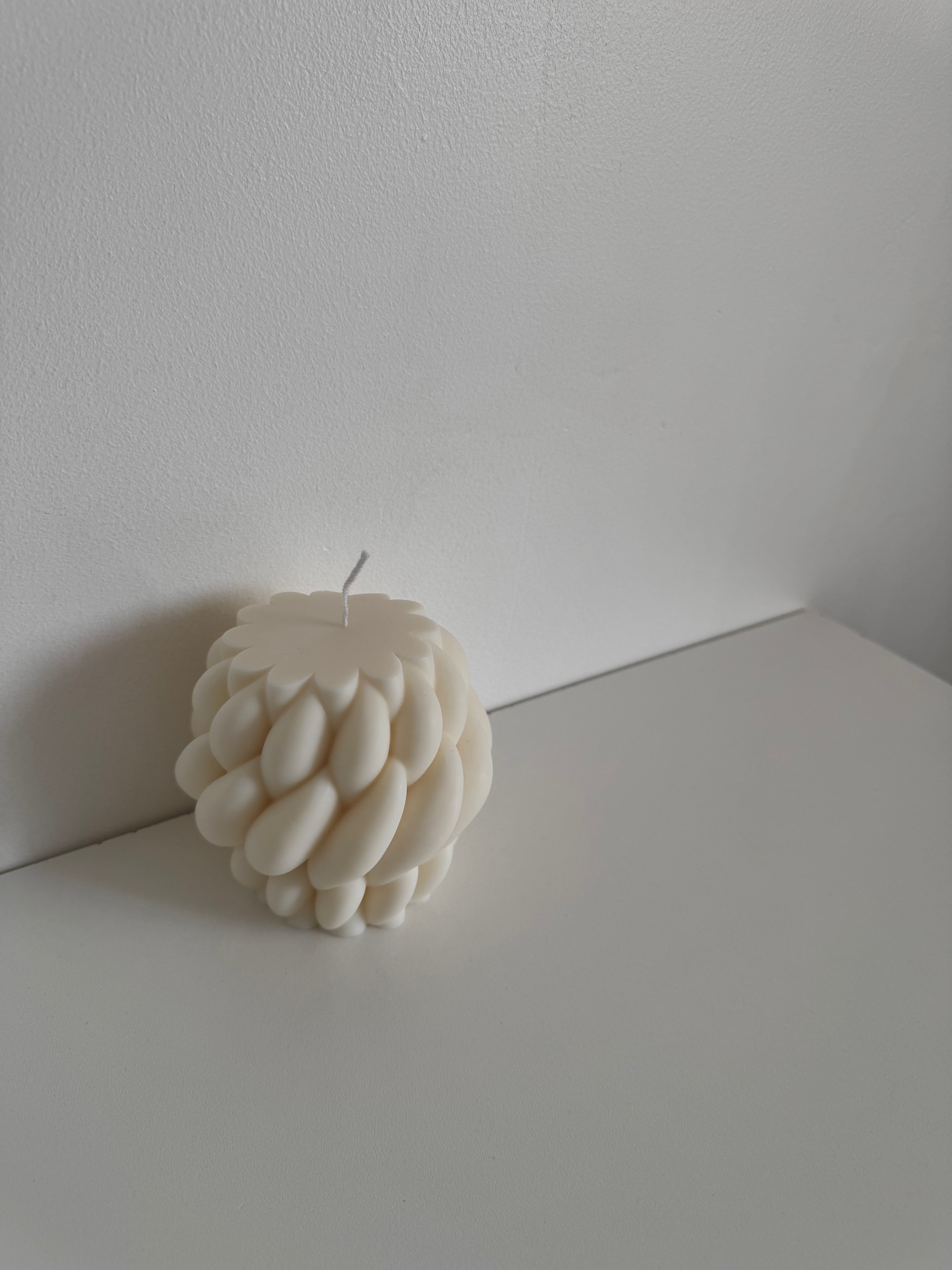 Geometric candle